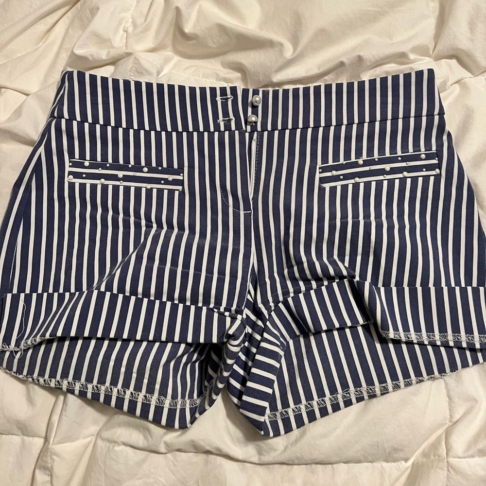 Attyre Striped Shorts With Pearl Buttons